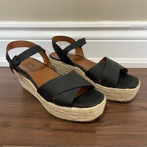 Naturalizer Women's Black Wedge Sandals with Ankle Strap